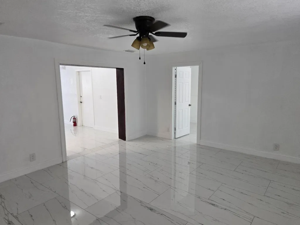 511 N 65th Avenue Hollywood FL 33024
