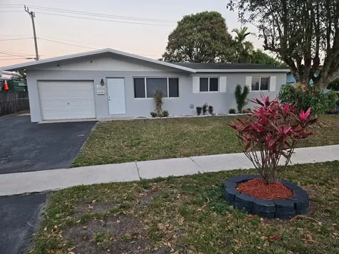 511 N 65th Avenue Hollywood FL 33024