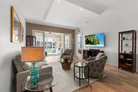 9 Harbour Isle Drive Hutchinson Island FL 34949