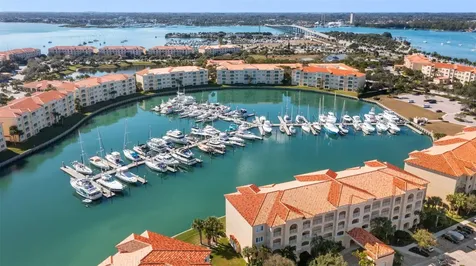 9 Harbour Isle Drive Hutchinson Island FL 34949