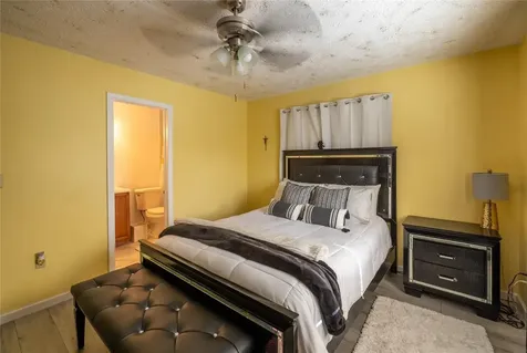 3167 NW 52nd Street Miami FL 33142