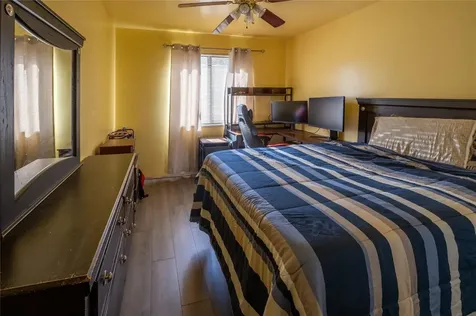 3167 NW 52nd Street Miami FL 33142