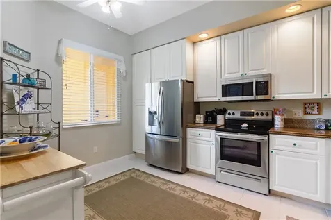 19 Harbour Isle Drive Hutchinson Island FL 34949