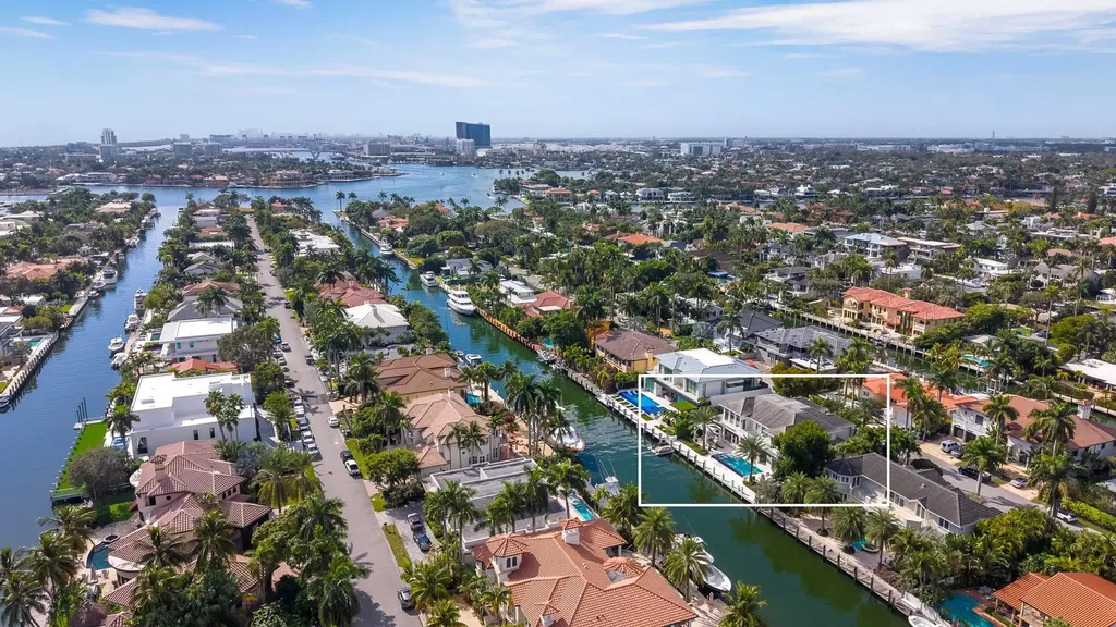 400 Coral Way Fort Lauderdale FL 33301
