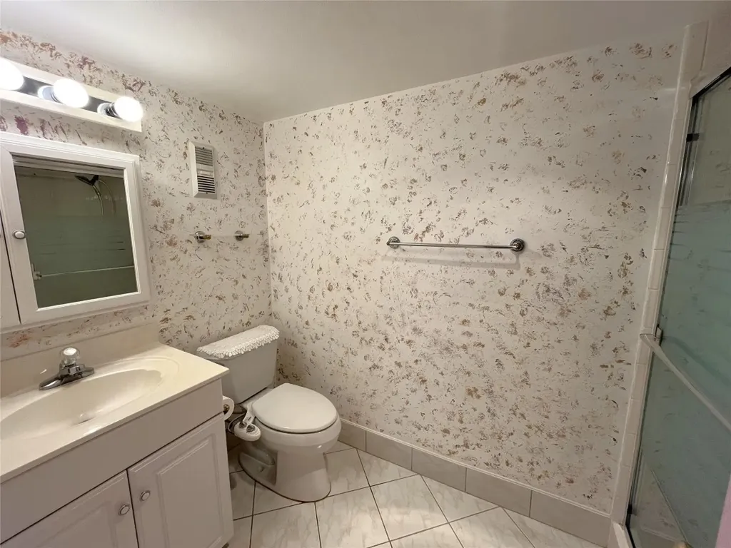 9501 Seagrape Drive Davie FL 33324