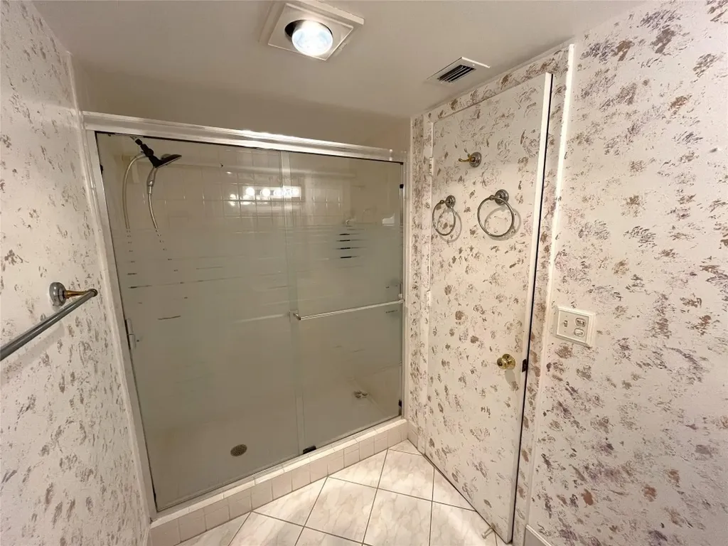 9501 Seagrape Drive Davie FL 33324