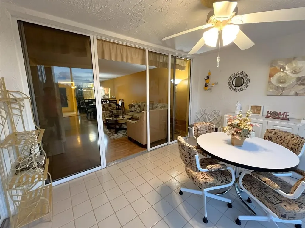 9501 Seagrape Drive Davie FL 33324