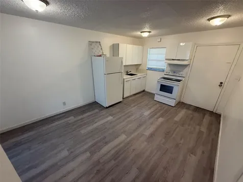6840 Pembroke Road Pembroke Pines FL 33023