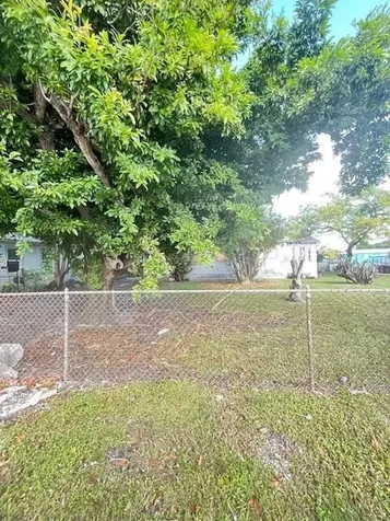 6312 17 Avenue Miami FL 33147