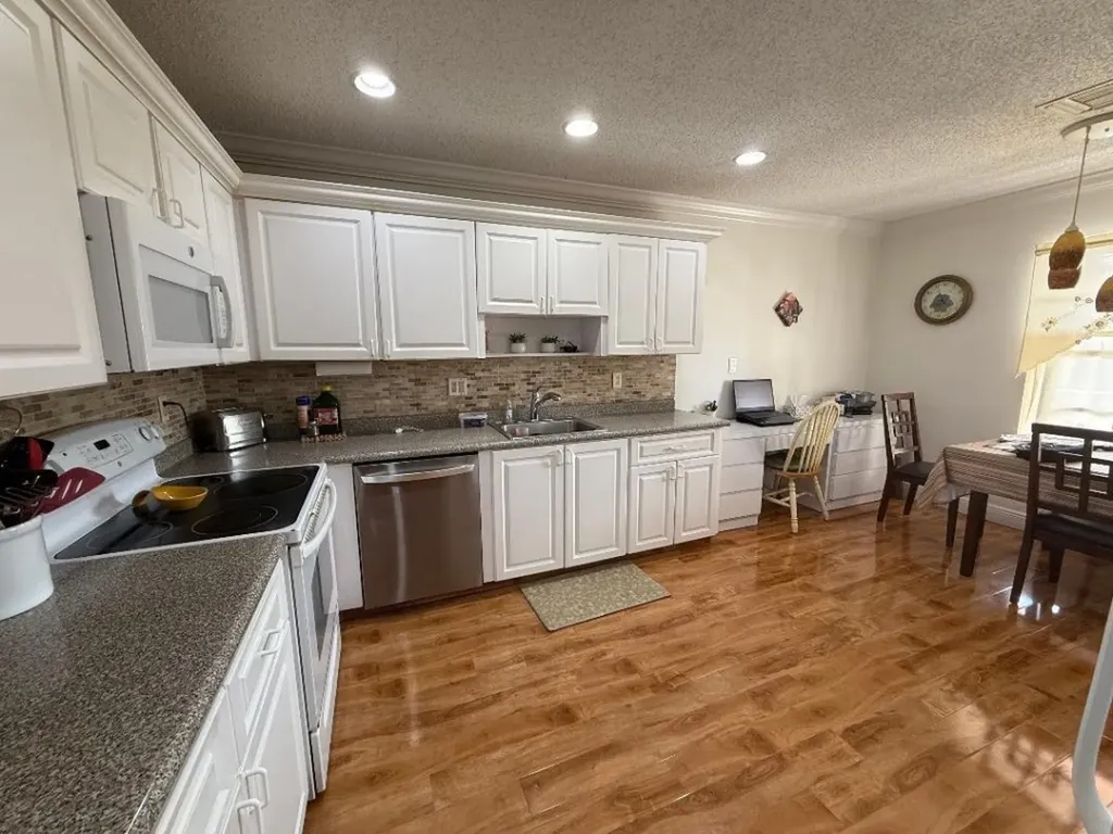 1621 NW 20th Avenue Delray Beach FL 33445