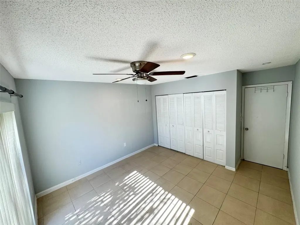 10725 NW 30th Place Sunrise FL 33322