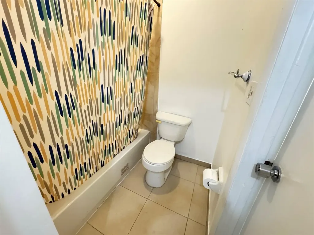 10725 NW 30th Place Sunrise FL 33322