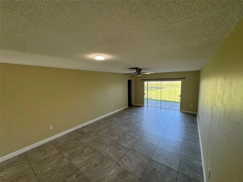 10725 NW 30th Place Sunrise FL 33322