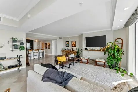 401 SW 4th Avenue Fort Lauderdale FL 33315