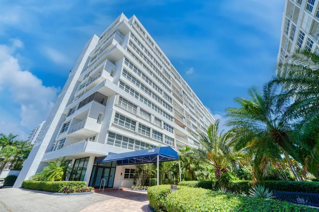 1170 N Federal Highway Fort Lauderdale FL 33304
