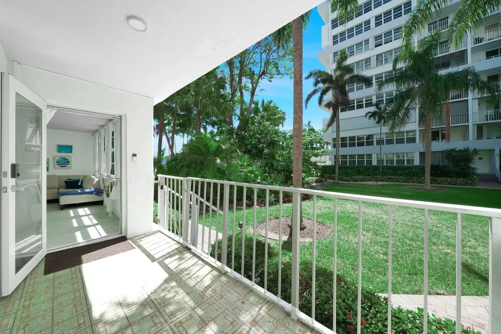 1170 N Federal Highway Fort Lauderdale FL 33304
