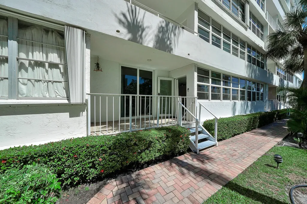 1170 N Federal Highway Fort Lauderdale FL 33304