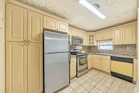 8980 S Hollybrook Boulevard Pembroke Pines FL 33025