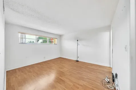 8980 S Hollybrook Boulevard Pembroke Pines FL 33025