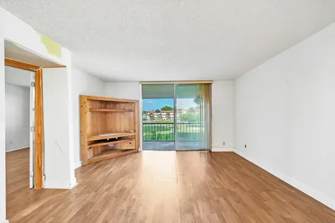 8980 S Hollybrook Boulevard Pembroke Pines FL 33025