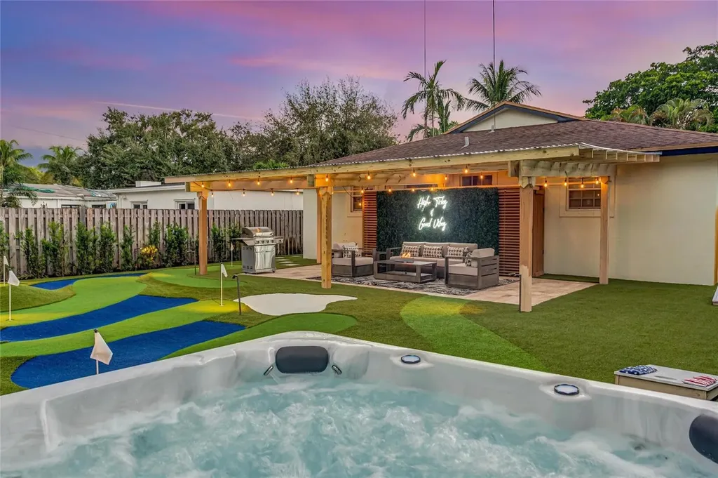 1004 SW 19 Street Fort Lauderdale FL 33315