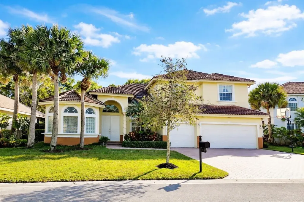 7107 Pinecreek Lane Coconut Creek FL 33073