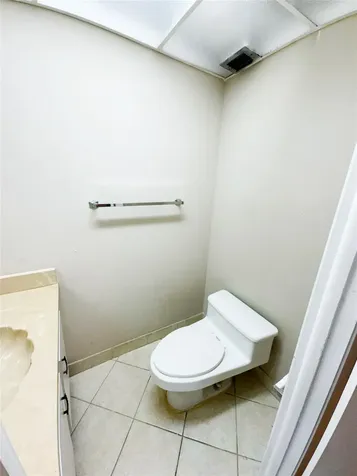 1820 SW 81st Avenue North Lauderdale FL 33068