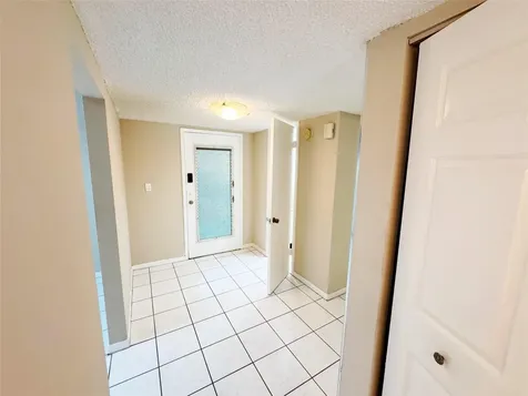1820 SW 81st Avenue North Lauderdale FL 33068