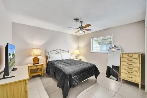 1623-1625 NE 45th Street Oakland Park FL 33334