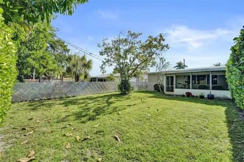 1623-1625 NE 45th Street Oakland Park FL 33334