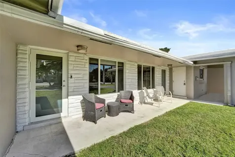 1623-1625 NE 45th Street Oakland Park FL 33334