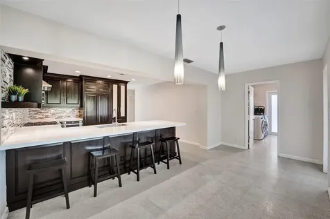 1623-1625 NE 45th Street Oakland Park FL 33334