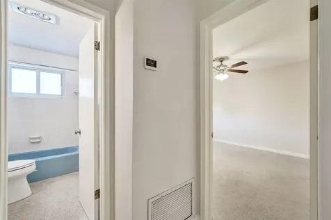 1623-1625 NE 45th Street Oakland Park FL 33334