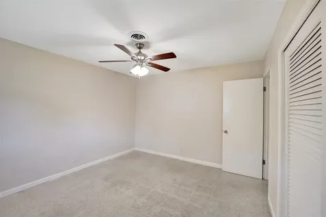 1623-1625 NE 45th Street Oakland Park FL 33334