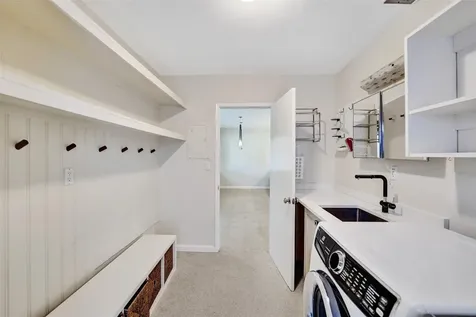 1623-1625 NE 45th Street Oakland Park FL 33334