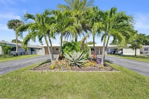 1623-1625 NE 45th Street Oakland Park FL 33334