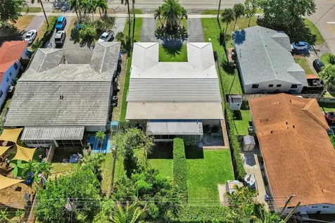 1623-1625 NE 45th Street Oakland Park FL 33334