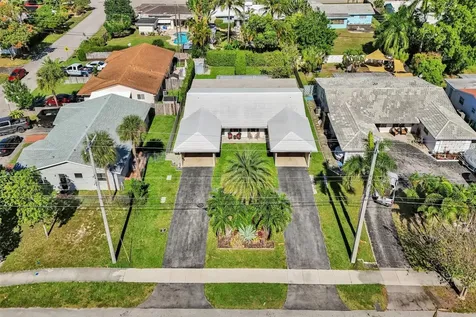 1623-1625 NE 45th Street Oakland Park FL 33334