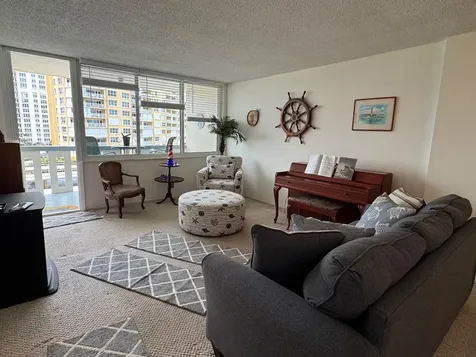 305 N Pompano Beach Boulevard Pompano Beach FL 33062