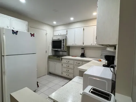 305 N Pompano Beach Boulevard Pompano Beach FL 33062