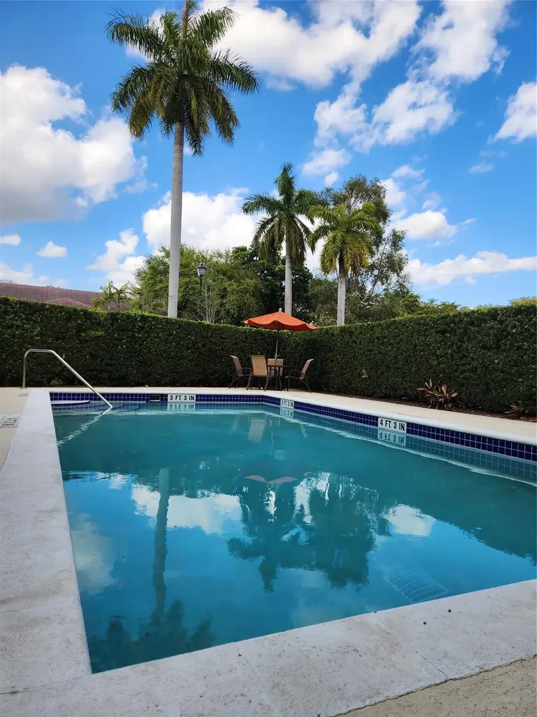 119 Hidden Court Road Hollywood FL 33023