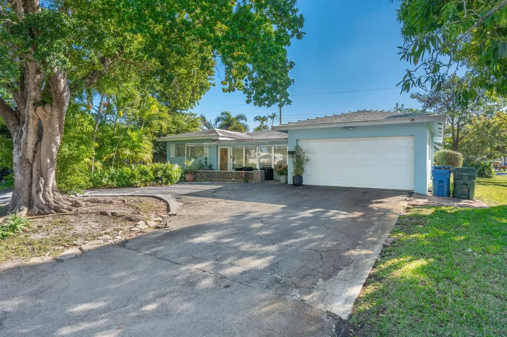 1610 NE 47th Street Oakland Park FL 33334