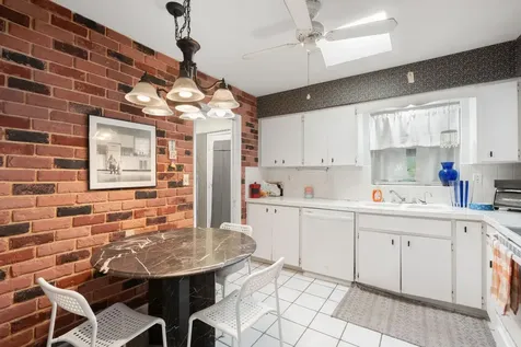 1610 NE 47th Street Oakland Park FL 33334