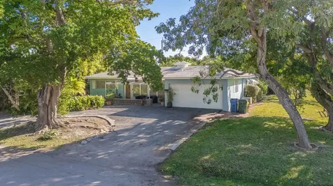 1610 NE 47th Street Oakland Park FL 33334