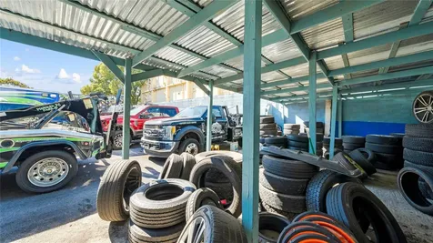 820 NW 23rd Street Miami FL 33127