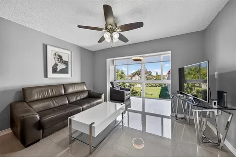 2951 E Sunrise Lakes Drive Sunrise FL 33322