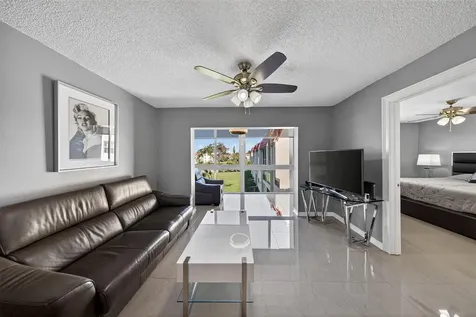 2951 E Sunrise Lakes Drive Sunrise FL 33322