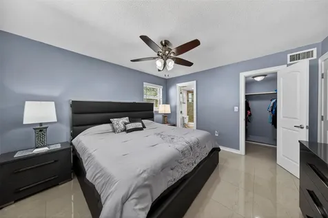2951 E Sunrise Lakes Drive Sunrise FL 33322