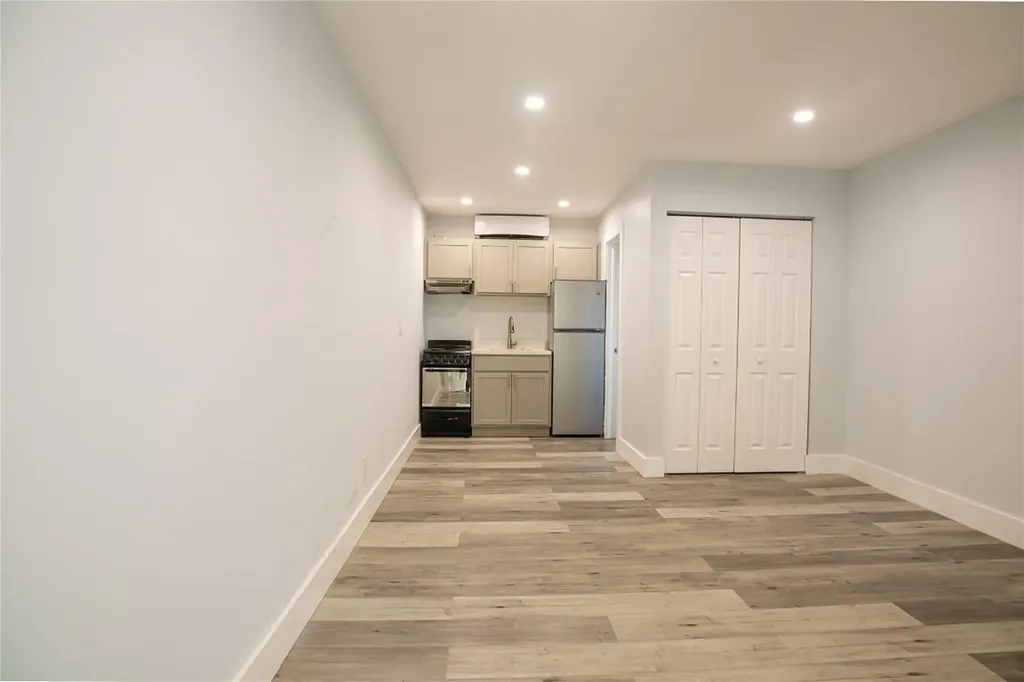 2432 Sherman Street Hollywood FL 33020