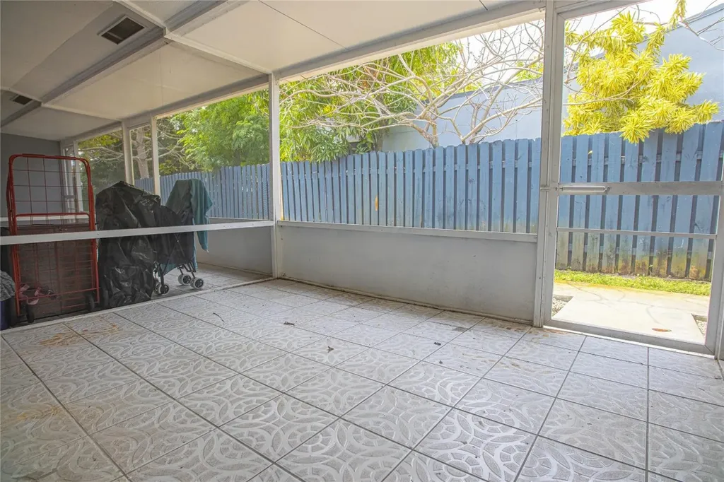 2432 Sherman Street Hollywood FL 33020